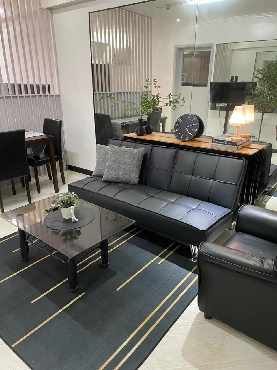 Cozy 2-Bedroom At South Of Market Soma Bgc Near Sm Aura, Market! Market! & Bonifacio High Street Taguig Luaran gambar