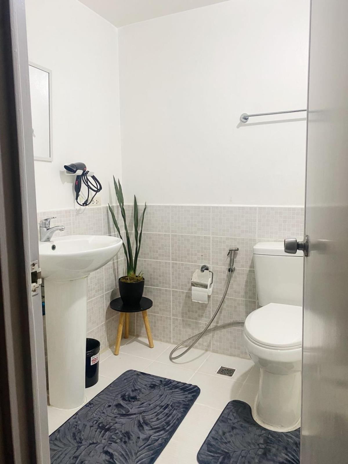 Cozy 2-Bedroom At South Of Market Soma Bgc Near Sm Aura, Market! Market! & Bonifacio High Street Taguig Luaran gambar