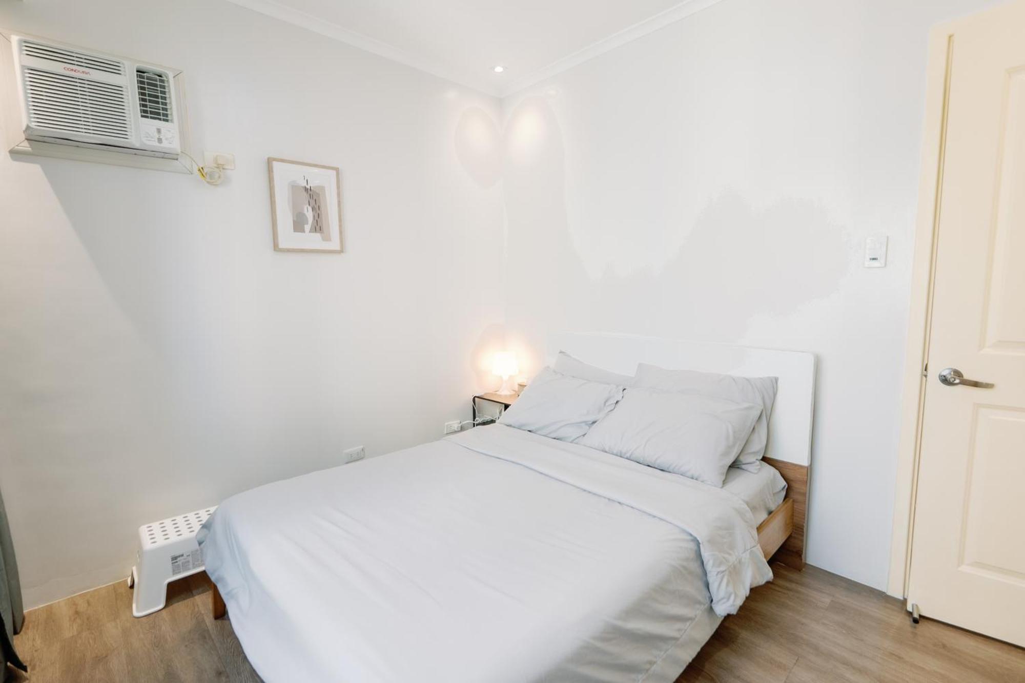 Cozy 2-Bedroom At South Of Market Soma Bgc Near Sm Aura, Market! Market! & Bonifacio High Street Taguig Luaran gambar